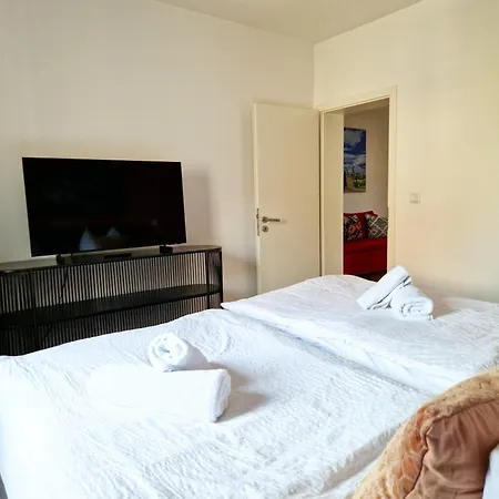 Apartament Argenta Living 42 *